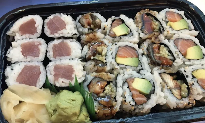 JR Sushi Picture 4