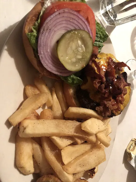 T.J. Byrnes Bar & Restaurant Picture 3