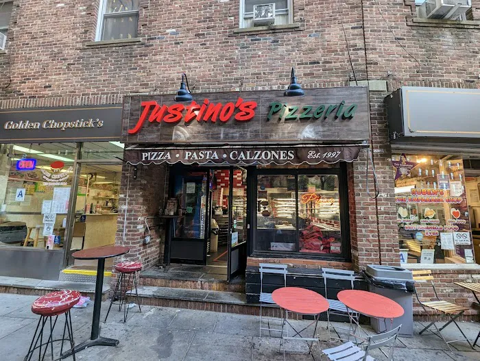Justino's pizza Picture 3