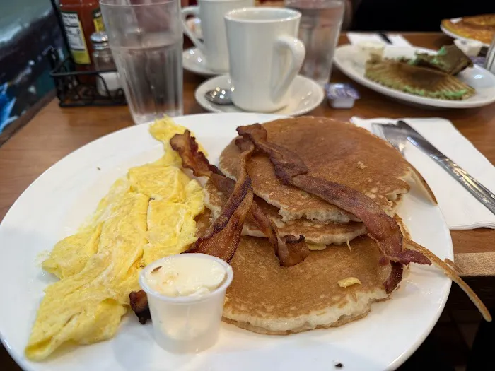 Squire's Diner Picture 8
