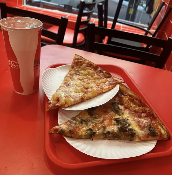 Little Italy Pizzeria and Deli Picture 6