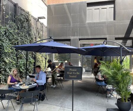 Hole In The Wall - FiDi