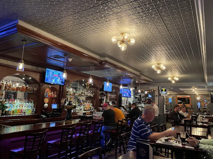 Ryan Maguire's Bar & Restaurant Picture 1