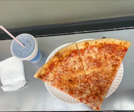 Friendly Gourmet Pizza