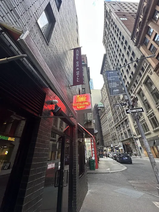 Ane Bar & Restaurant Picture 5