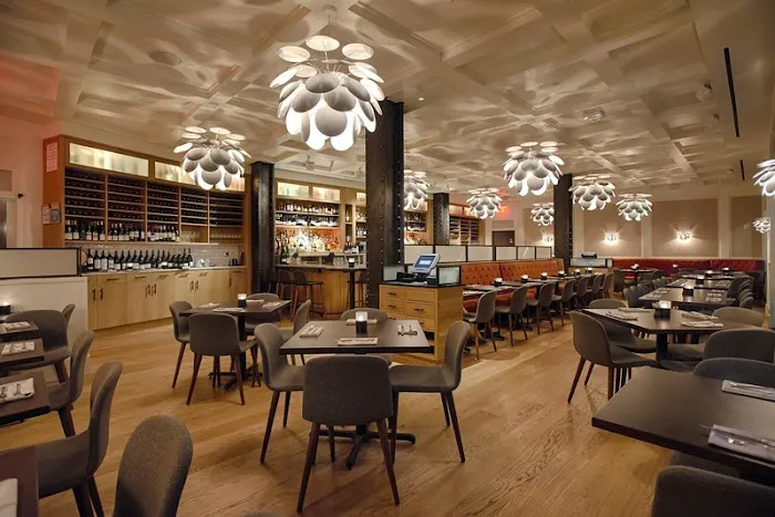 Blue Ribbon Sushi Bar & Grill - Financial District Picture 1