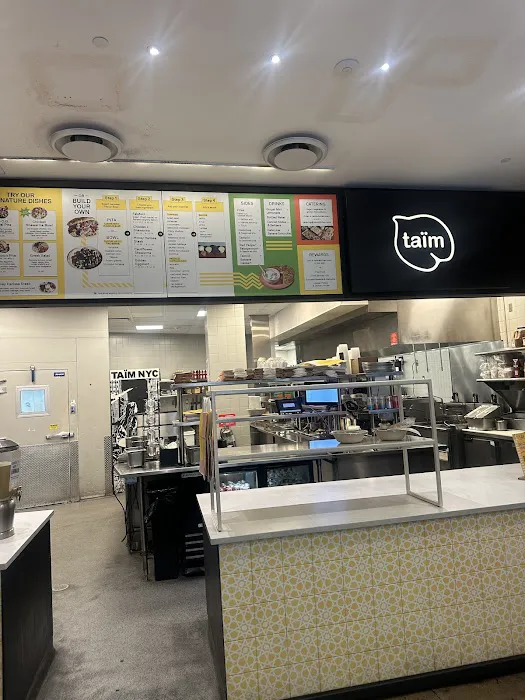 taïm mediterranean kitchen Picture 1