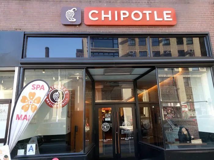 Chipotle Mexican Grill Picture 5