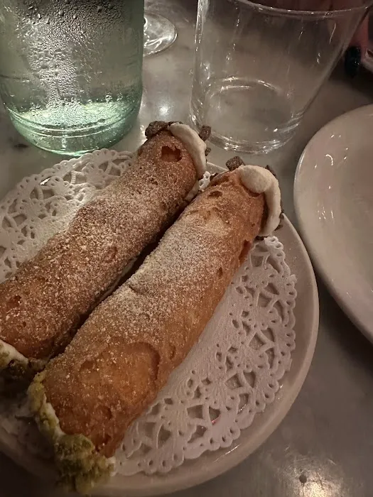 La Pizza & La Pasta Picture 5