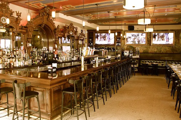 The Paris Café Picture 6