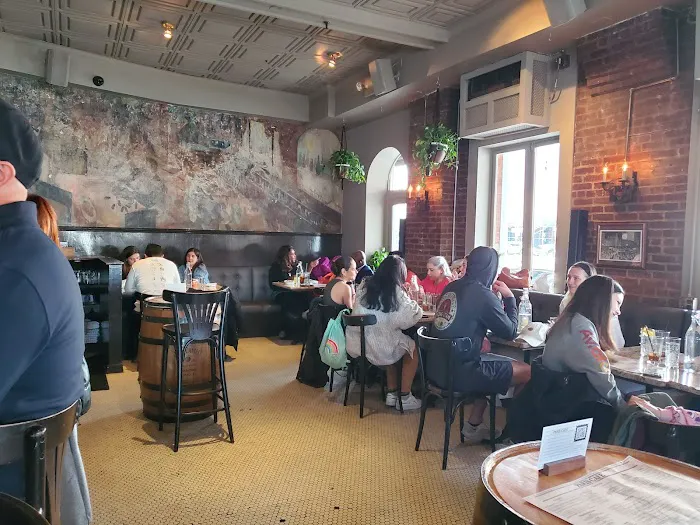 The Paris Café Picture 3