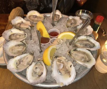 Dorlan's Tavern & Oyster Bar