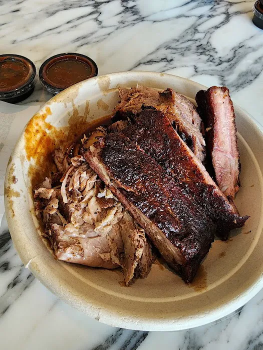 Mighty Quinn's Barbeque Picture 3