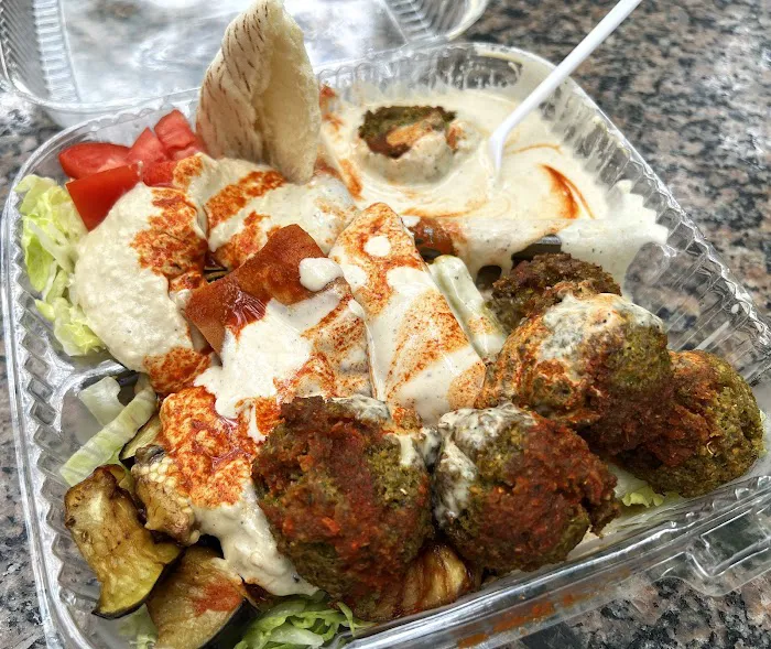 Sam's Falafel Stand Picture 2