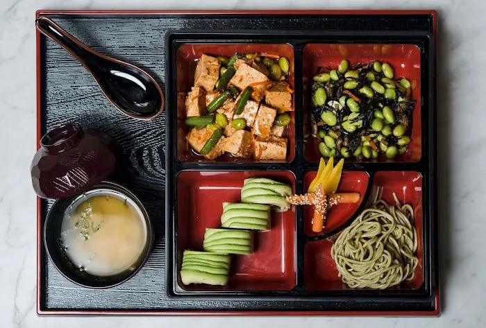 Blue Ribbon Sushi Bar at Hudson Eats Picture 1
