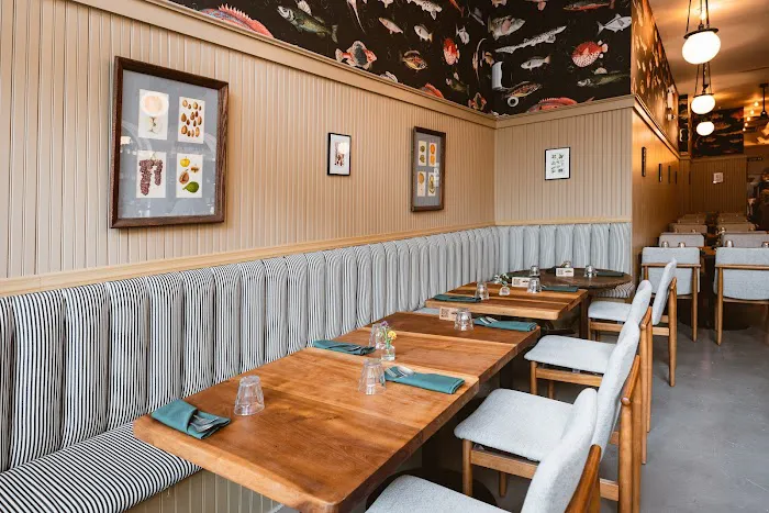 Teakwood Thai Chophouse Picture 3