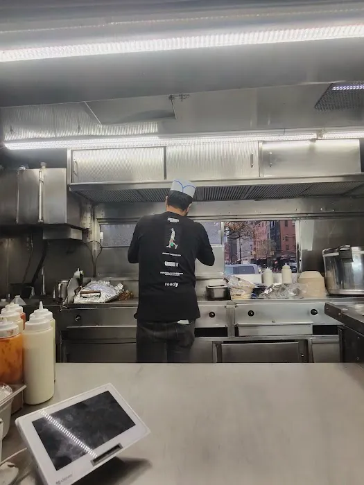 Moe Eats NYC Picture 1