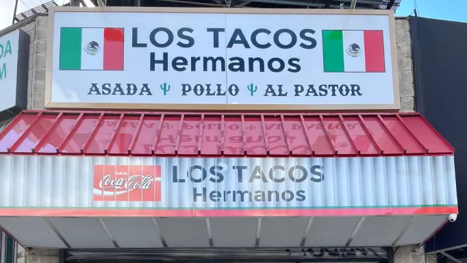 Los Tacos Hermanos Picture 3