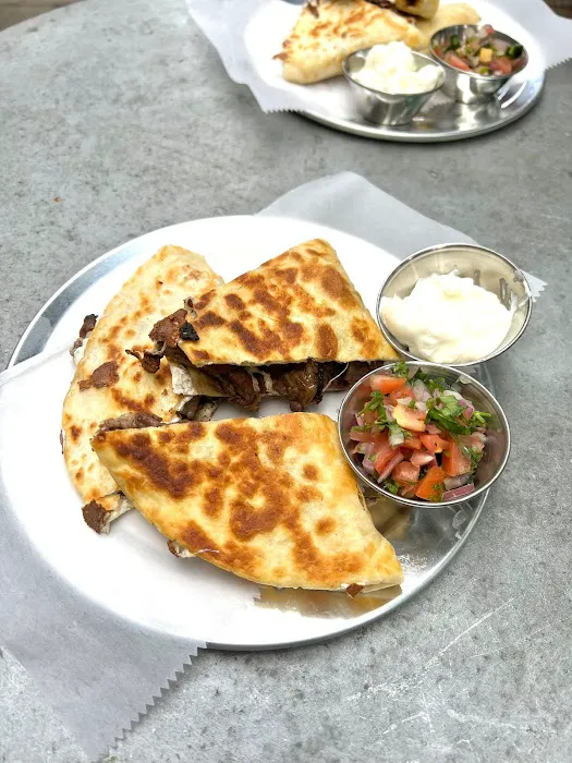 Los Tacos Hermanos Picture 9
