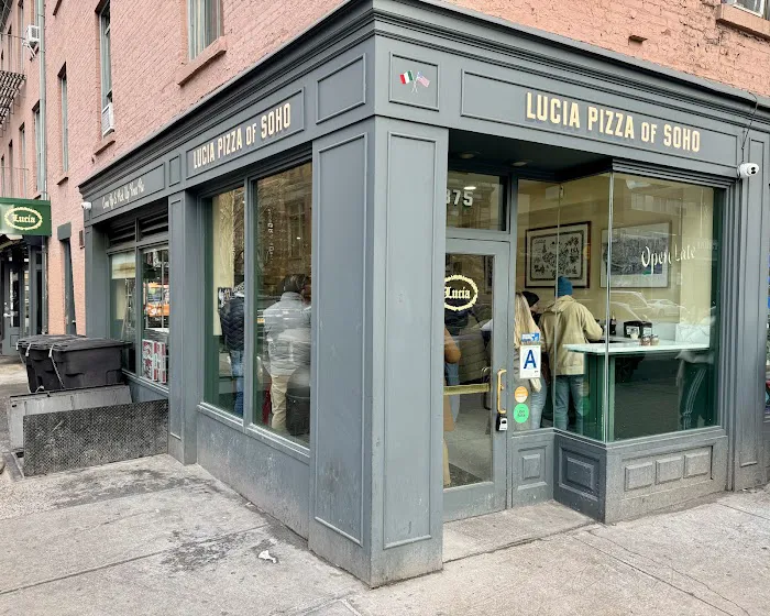Lucia Pizza Of SoHo Picture 6