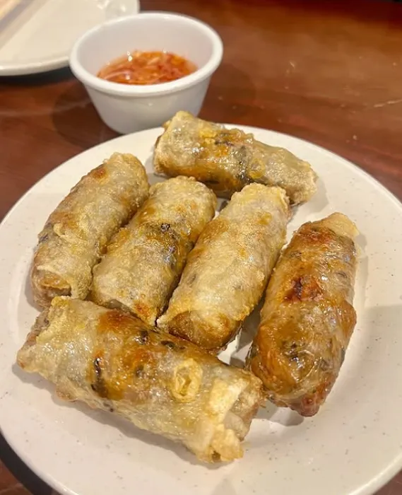 Pasteur Grill & Noodles Picture 9