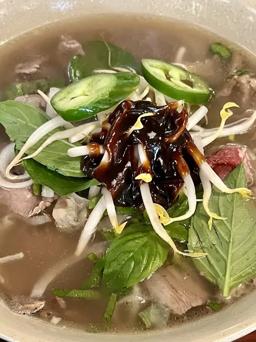 Pasteur Grill & Noodles Picture 1