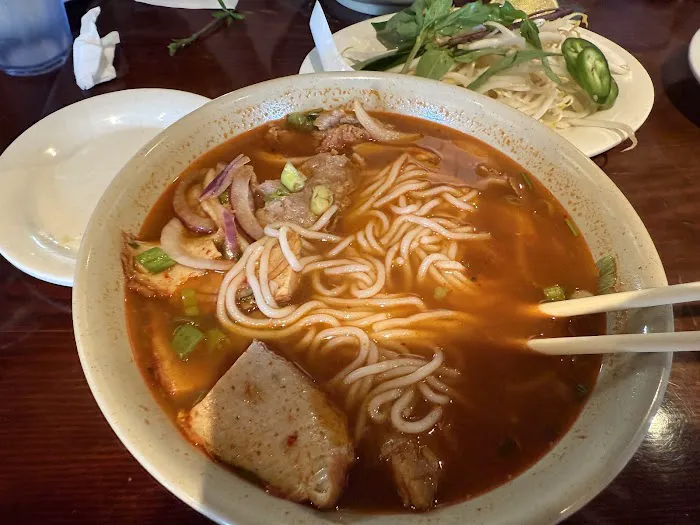 Pasteur Grill & Noodles Picture 10