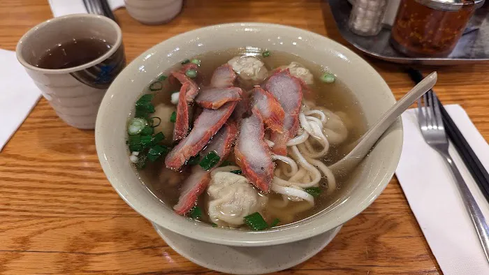 H K Wonton Garden Picture 4