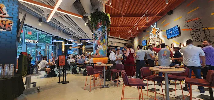 Sixpoint Brewery at Brookfield Place Picture 6