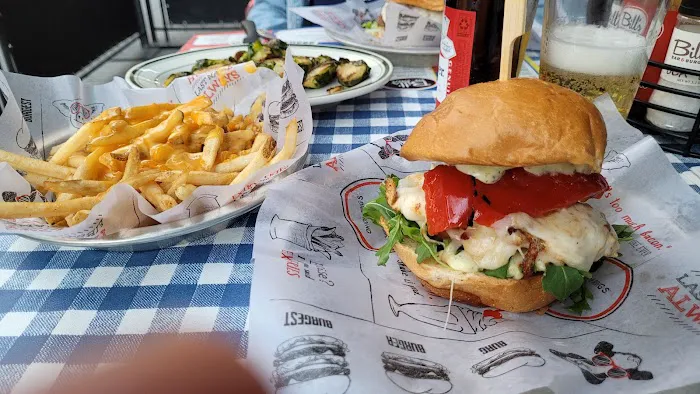 Bill's Bar & Burger Picture 5