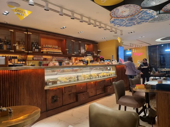 Serafina Financial District Picture 8