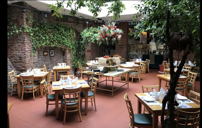 IL Cortile Picture 2
