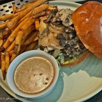 Half Moon Bar Grill ico
