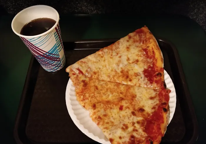 The Grotto Pizzeria Picture 10