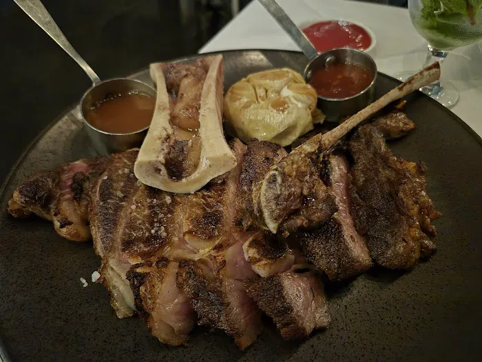 Wall Street Grill Picture 6