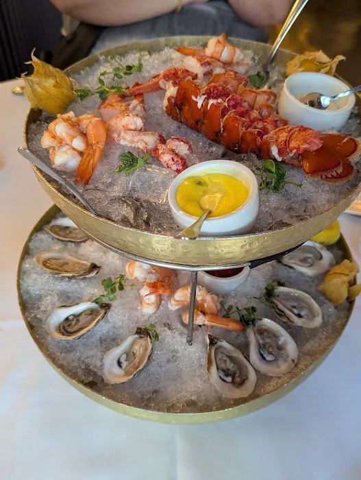 Maison Close Restaurant Picture 3