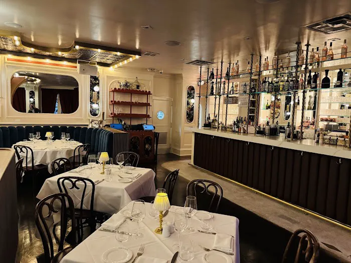 Maison Close Restaurant Picture 8