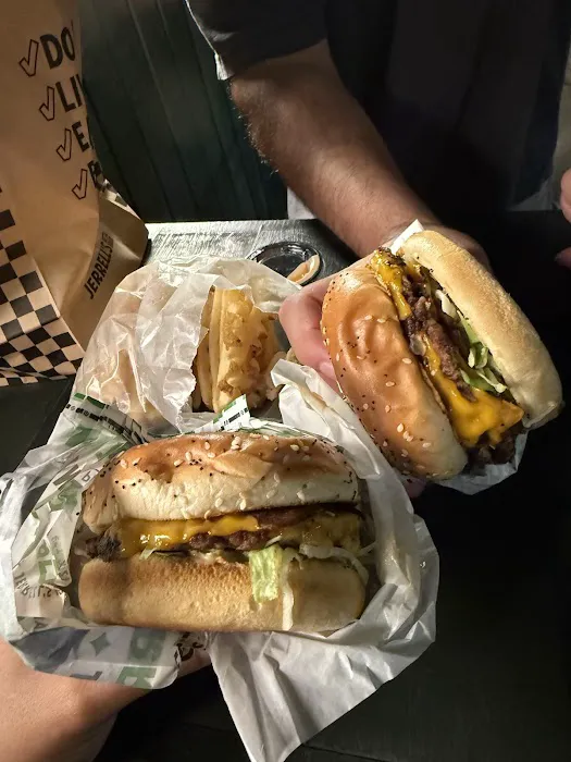 Jerrell's BETR BRGR Picture 5