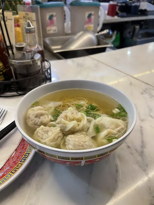 Mei Lai Wah | Wonton Noodle Garden Picture 9