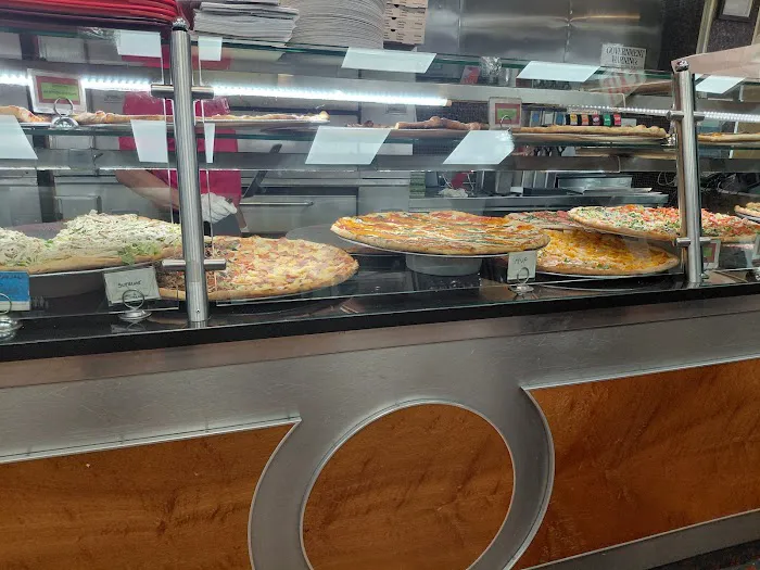 PIZZA ETALIA Picture 3