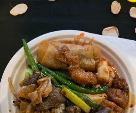 Yip's Food Court