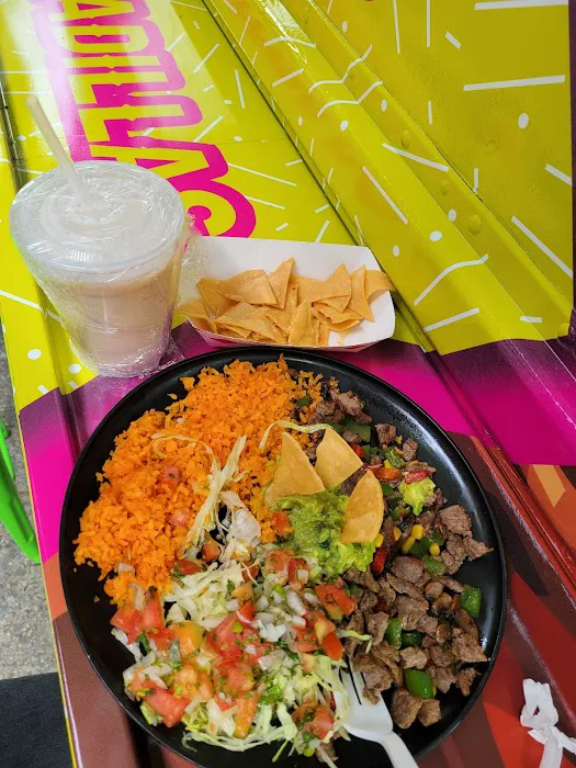 Los Cuñados Taqueria Movil Picture 3