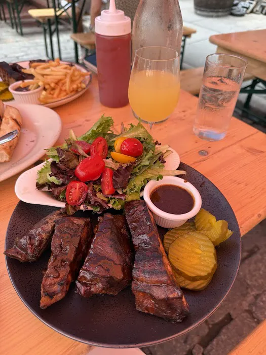 Route 66 Smokehouse Picture 7