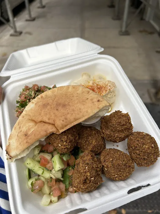 Ba'al Cafe & Falafel Picture 7
