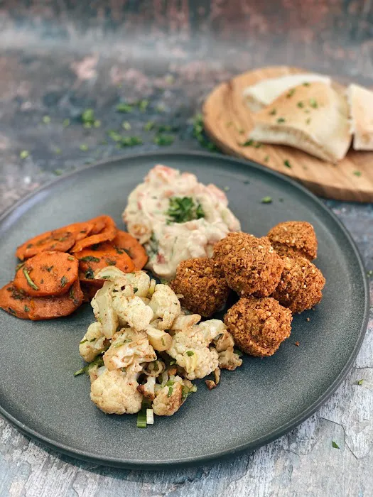 Ba'al Cafe & Falafel Picture 3