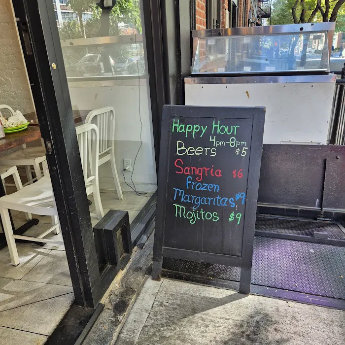 Sullivan Taqueria Picture 7