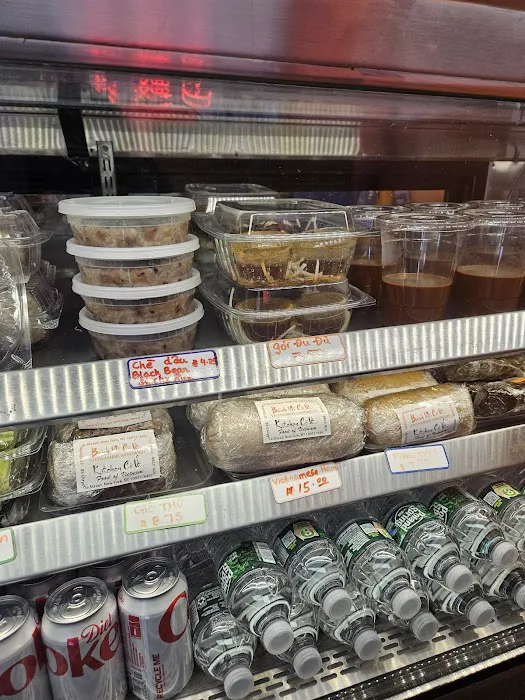 Bánh Mì Cô Út Picture 9