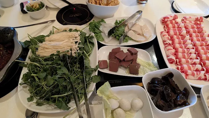 Hometown Hotpot & BBQ Picture 1