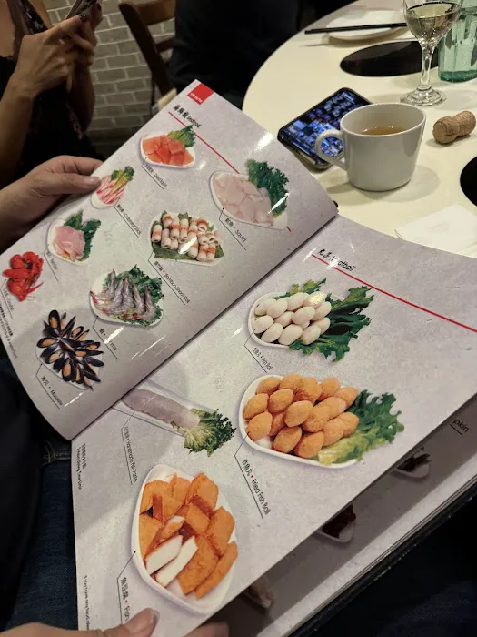 Hometown Hotpot & BBQ Picture 6