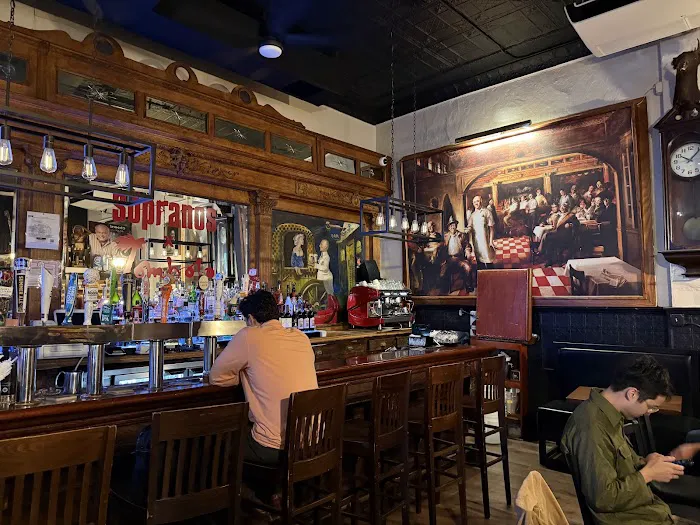 Mulberry Street Bar Picture 4